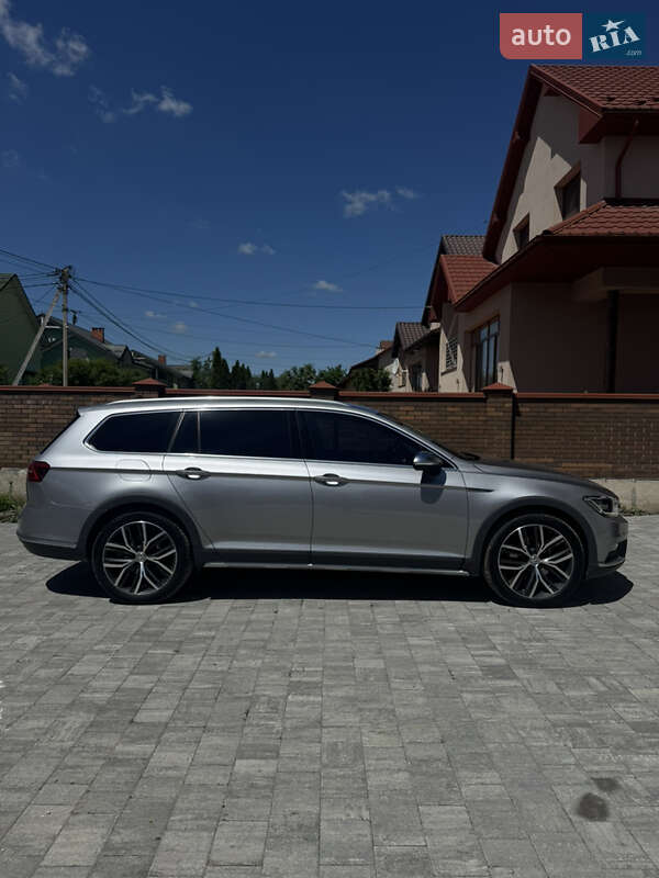 Универсал Volkswagen Passat Alltrack 2018 в Ивано-Франковске