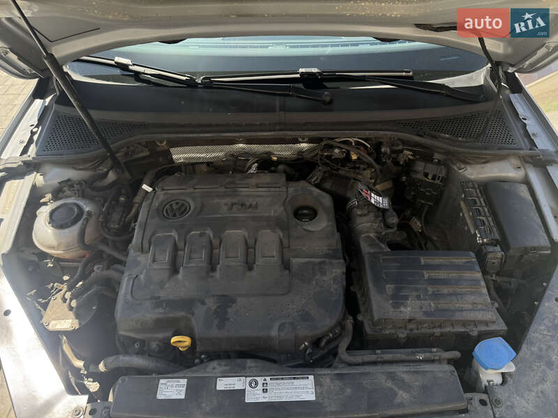 Универсал Volkswagen Passat Alltrack 2018 в Ивано-Франковске