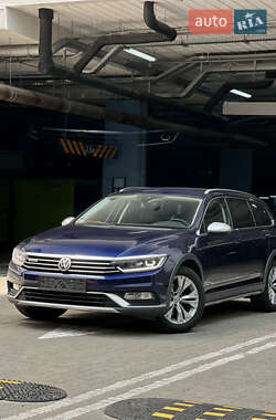 Универсал Volkswagen Passat Alltrack 2018 в 