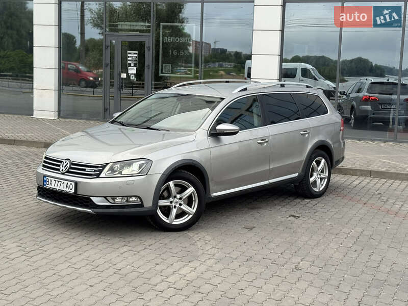 Універсал Volkswagen Passat Alltrack 2013 в Хмельницькому