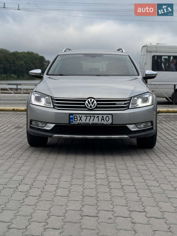 Універсал Volkswagen Passat Alltrack 2013 в Хмельницькому