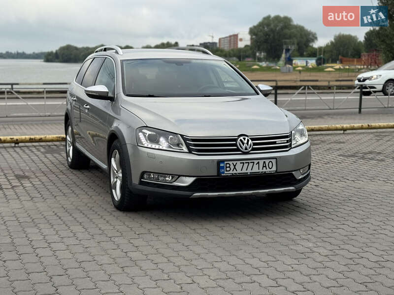 Універсал Volkswagen Passat Alltrack 2013 в Хмельницькому