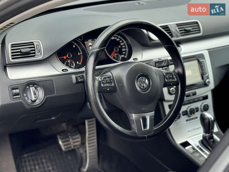 Універсал Volkswagen Passat Alltrack 2013 в Хмельницькому