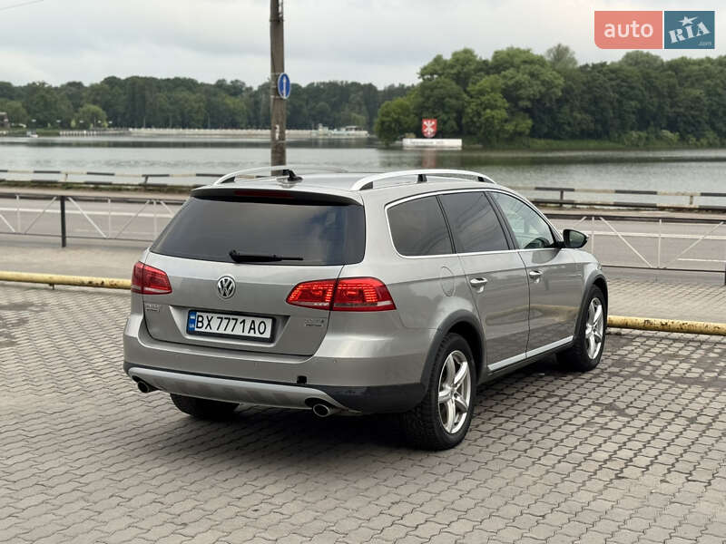 Універсал Volkswagen Passat Alltrack 2013 в Хмельницькому