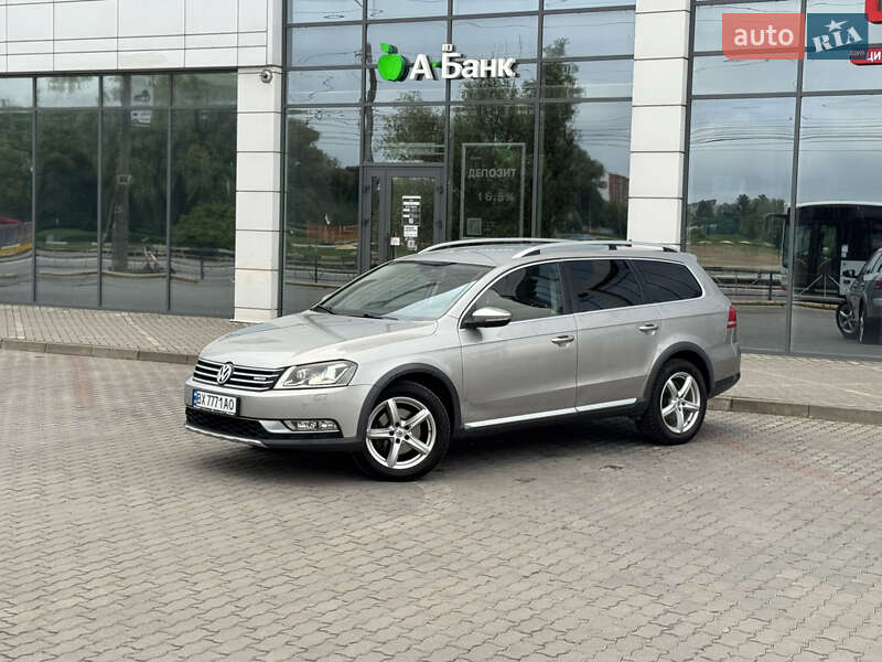 Універсал Volkswagen Passat Alltrack 2013 в Хмельницькому