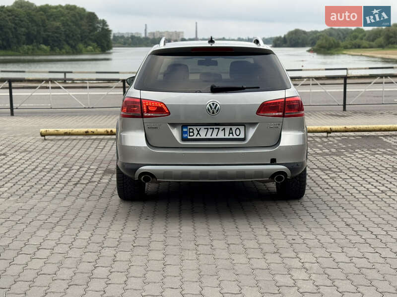 Універсал Volkswagen Passat Alltrack 2013 в Хмельницькому