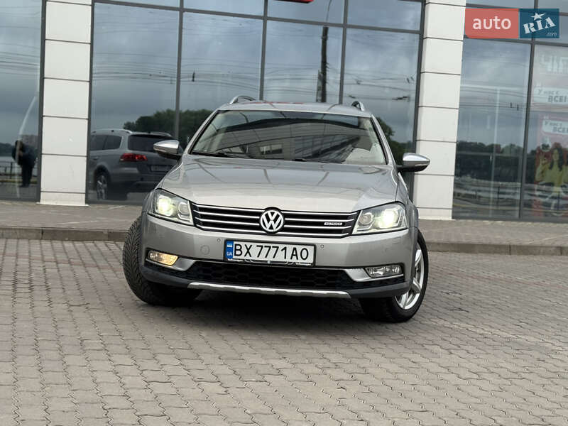 Універсал Volkswagen Passat Alltrack 2013 в Хмельницькому