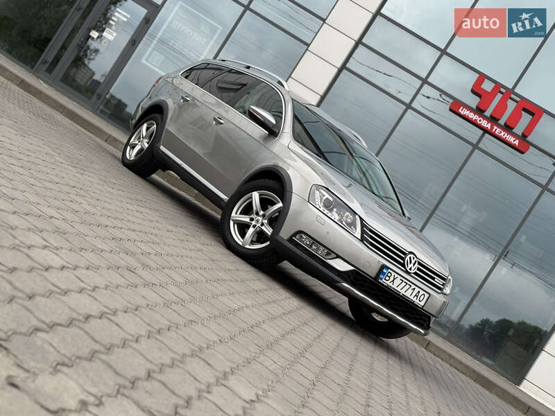 Універсал Volkswagen Passat Alltrack 2013 в Хмельницькому