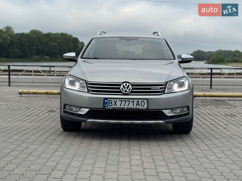 Універсал Volkswagen Passat Alltrack 2013 в Хмельницькому