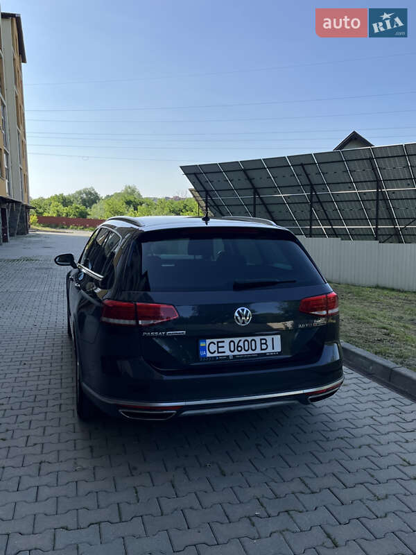 Универсал Volkswagen Passat Alltrack 2017 в Черновцах