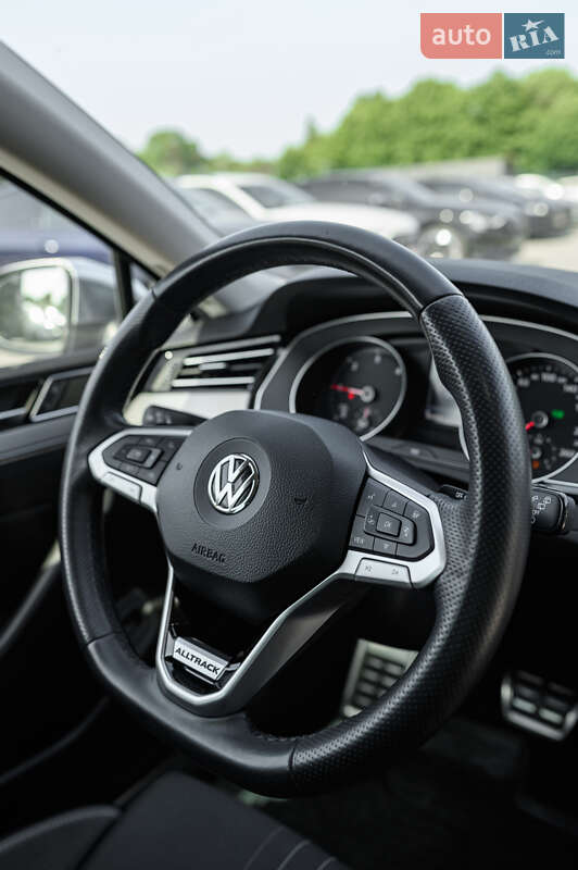 Универсал Volkswagen Passat Alltrack 2020 в Львове