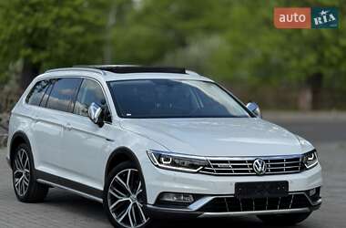 Универсал Volkswagen Passat Alltrack 2019 в Дрогобыче