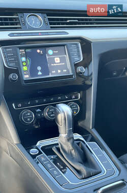 Універсал Volkswagen Passat Alltrack 2015 в 