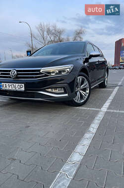 Універсал Volkswagen Passat Alltrack 2020 в Києві