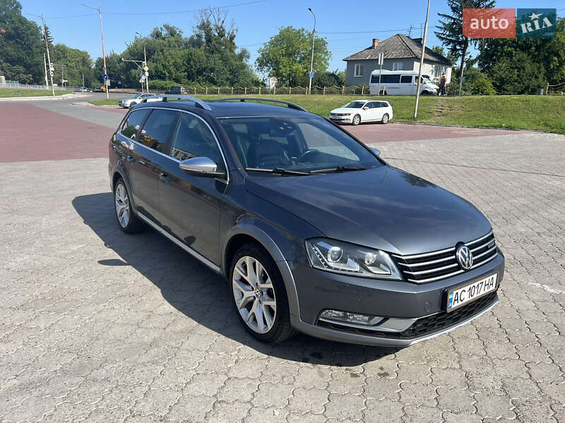 Універсал Volkswagen Passat Alltrack 2014 в Луцьку