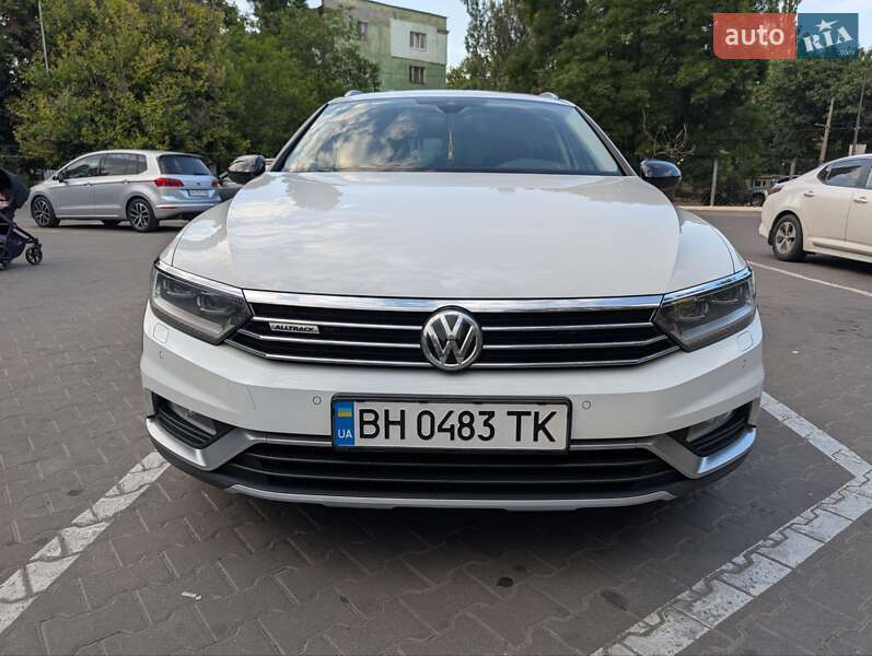 Универсал Volkswagen Passat Alltrack 2019 в Одессе