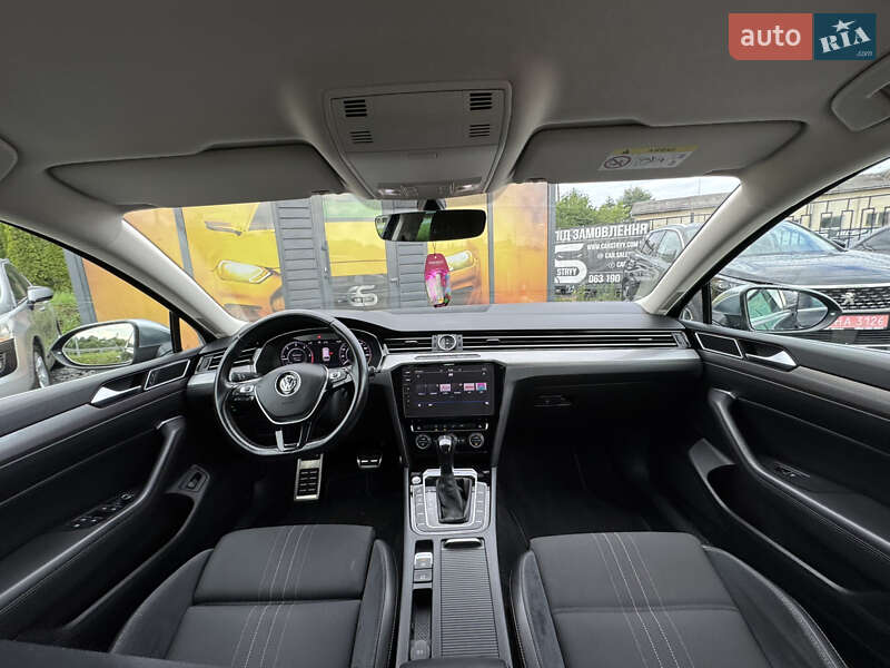 Универсал Volkswagen Passat Alltrack 2018 в Стрые