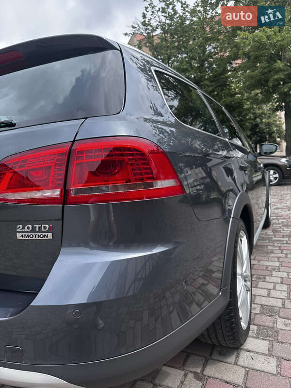 Универсал Volkswagen Passat Alltrack 2014 в Ровно