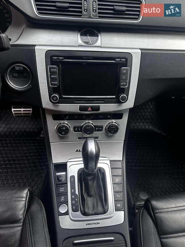 Универсал Volkswagen Passat Alltrack 2014 в Ровно