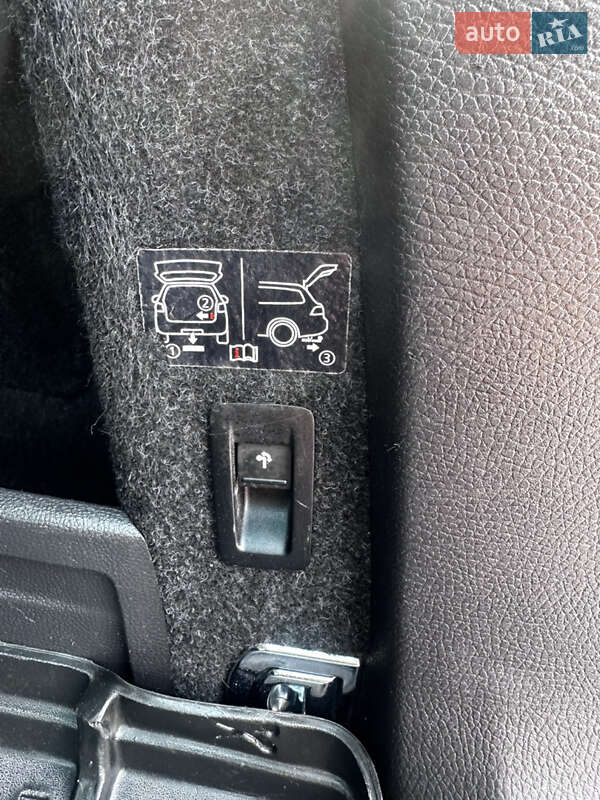Универсал Volkswagen Passat Alltrack 2014 в Ровно