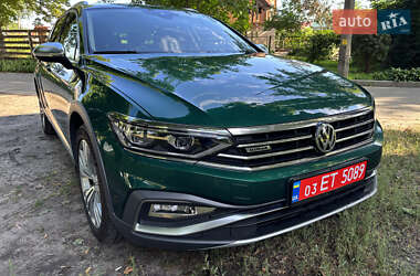 Універсал Volkswagen Passat Alltrack 2020 в Києві