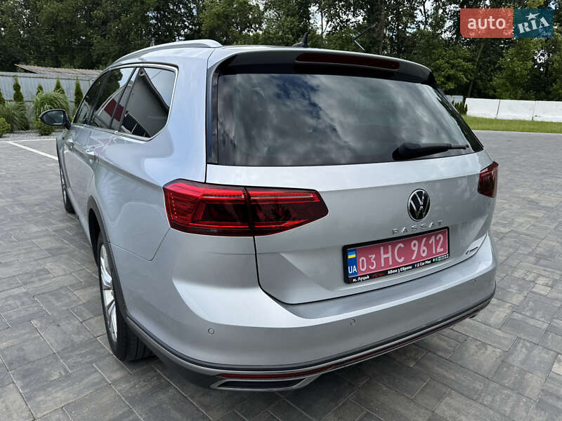 Универсал Volkswagen Passat Alltrack 2020 в Луцке