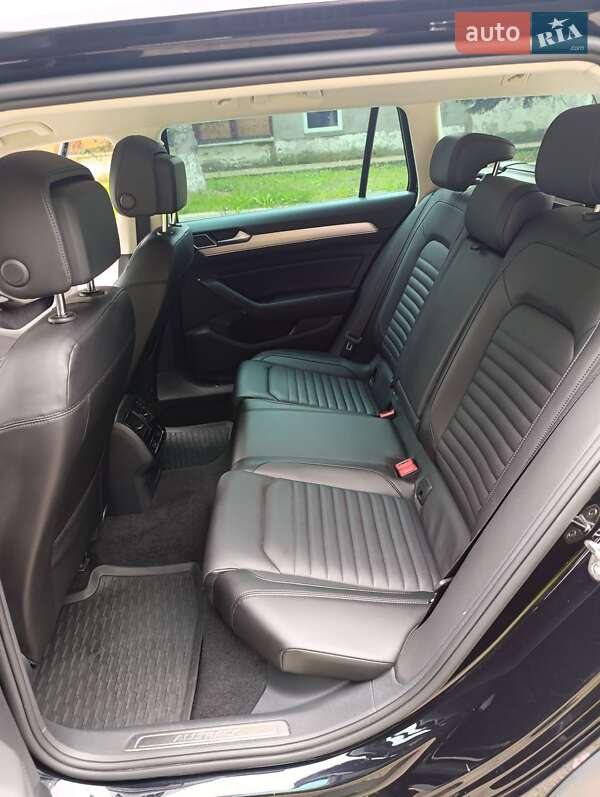 Универсал Volkswagen Passat Alltrack 2019 в Луцке