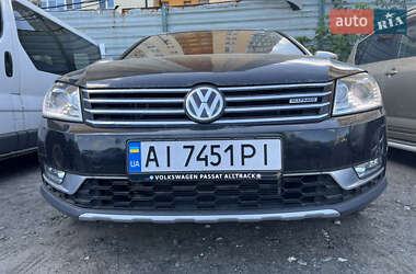 Универсал Volkswagen Passat Alltrack 2012 в Киеве