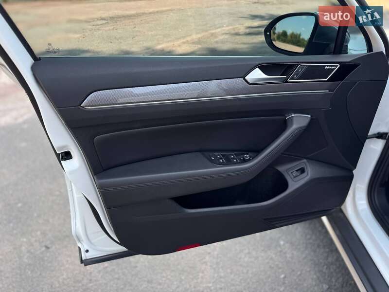 Универсал Volkswagen Passat Alltrack 2018 в Бердичеве