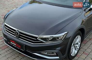 Універсал Volkswagen Passat Alltrack 2020 в 