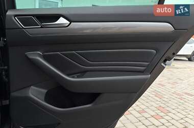 Універсал Volkswagen Passat Alltrack 2020 в 
