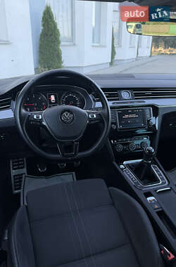 Универсал Volkswagen Passat Alltrack 2017 в 