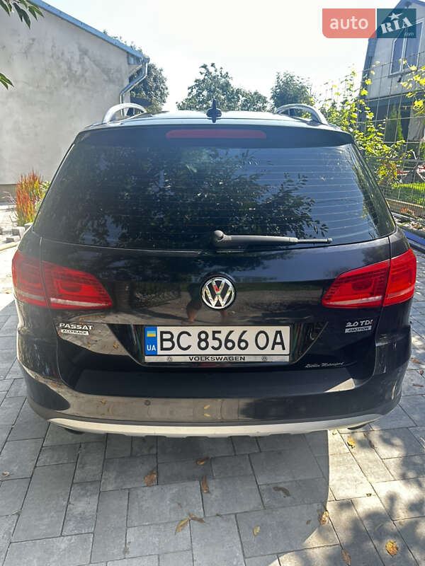 Универсал Volkswagen Passat Alltrack 2012 в Городке
