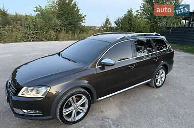 Универсал Volkswagen Passat Alltrack 2013 в 