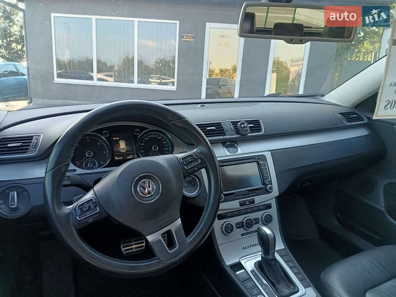 Универсал Volkswagen Passat Alltrack 2014 в Казатине
