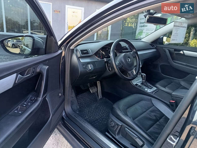 Универсал Volkswagen Passat Alltrack 2014 в Казатине