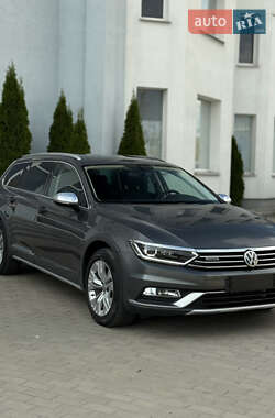 Универсал Volkswagen Passat Alltrack 2017 в 