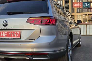 Универсал Volkswagen Passat Alltrack 2021 в 