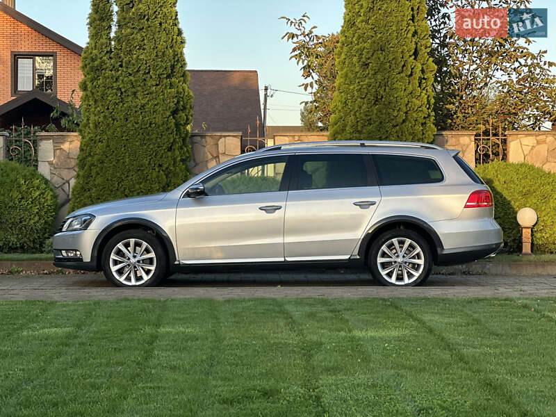 Универсал Volkswagen Passat Alltrack 2013 в Сарнах