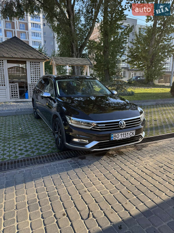 Универсал Volkswagen Passat Alltrack 2017 в Тернополе
