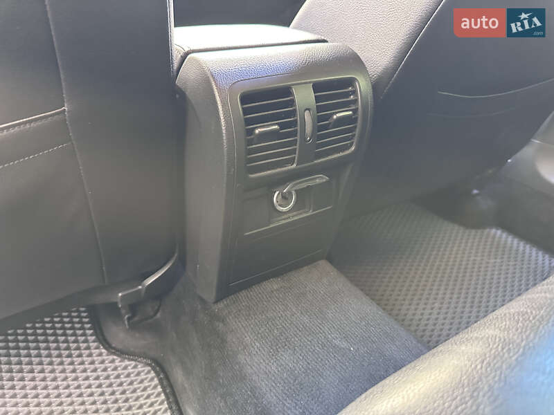 Универсал Volkswagen Passat Alltrack 2013 в Киеве фото 16 Универсал Volkswagen Passat Alltrack 2013 в Киеве