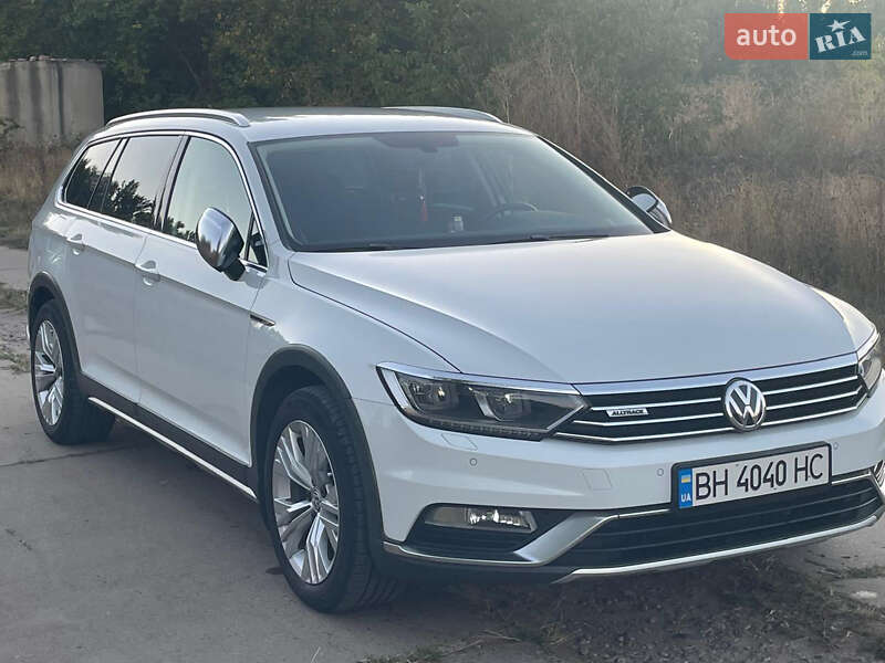 Универсал Volkswagen Passat Alltrack 2016 в Подольске