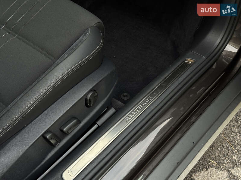 Универсал Volkswagen Passat Alltrack 2018 в Луцке