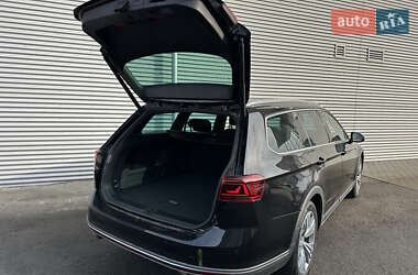 Универсал Volkswagen Passat Alltrack 2020 в 