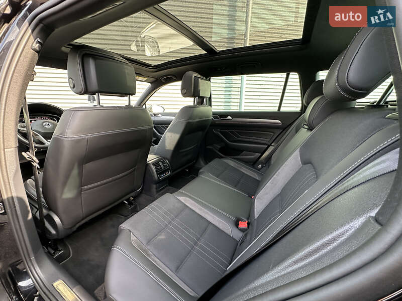 Универсал Volkswagen Passat Alltrack 2020 в Ровно
