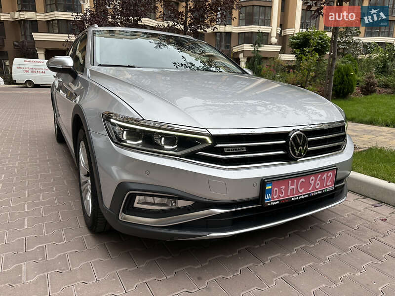 Универсал Volkswagen Passat Alltrack 2020 в Киеве фото 6 Универсал Volkswagen Passat Alltrack 2020 в Киеве