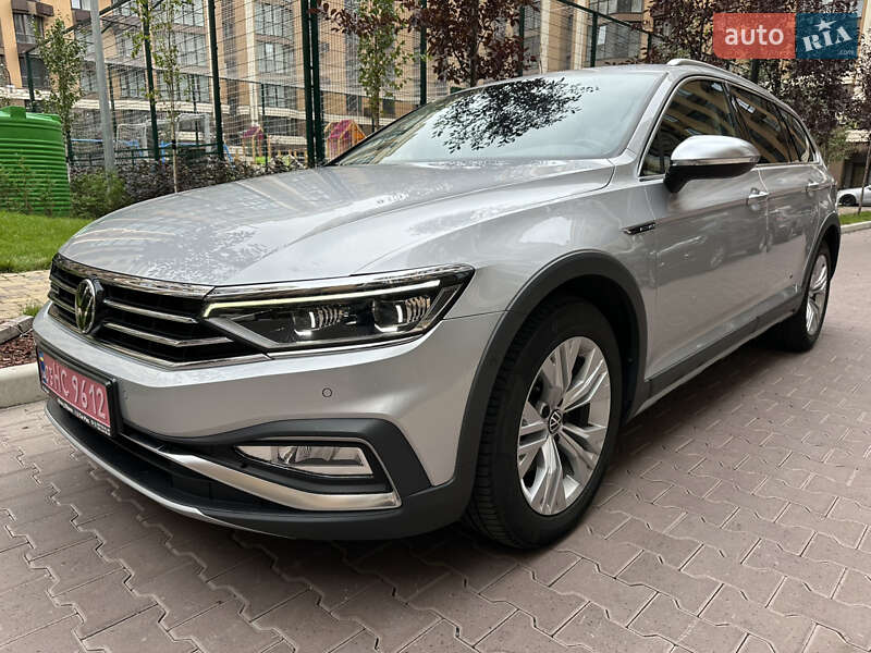 Универсал Volkswagen Passat Alltrack 2020 в Киеве фото 14 Универсал Volkswagen Passat Alltrack 2020 в Киеве