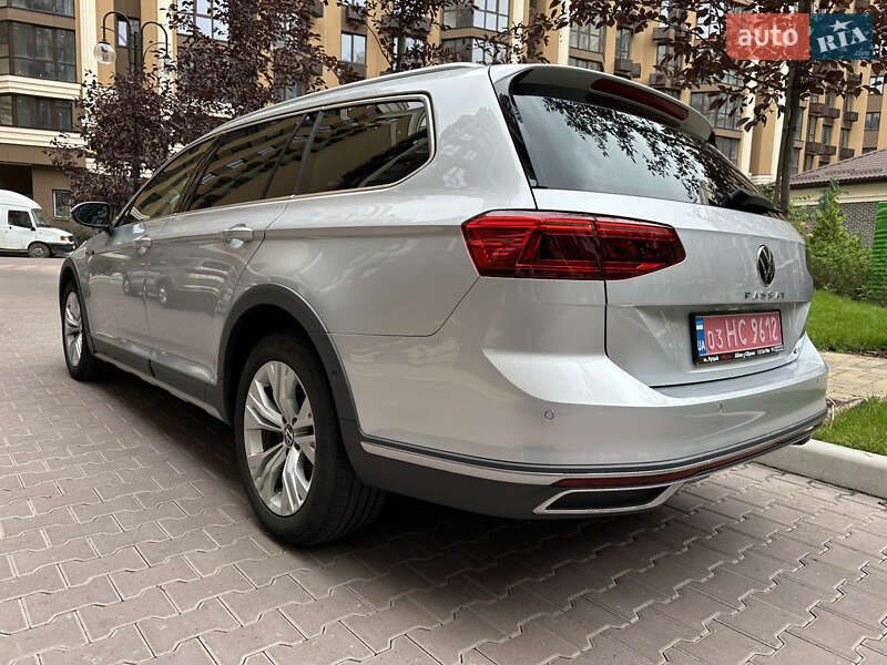 Универсал Volkswagen Passat Alltrack 2020 в Киеве фото 19 Универсал Volkswagen Passat Alltrack 2020 в Киеве