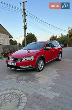 Універсал Volkswagen Passat Alltrack 2012 в Чернівцях