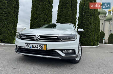 Універсал Volkswagen Passat Alltrack 2018 в 